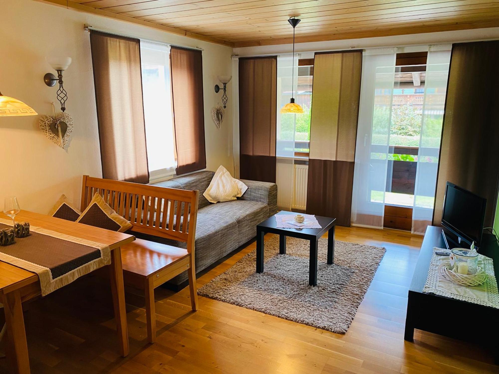 Haus Schoeneck - Chiemgau Karte انزل المظهر الخارجي الصورة